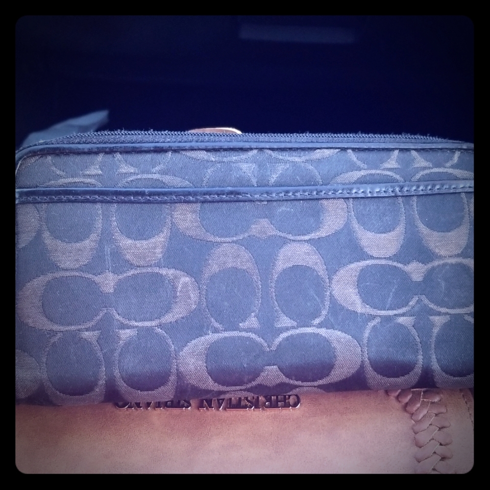 Coach Wallet (USED)